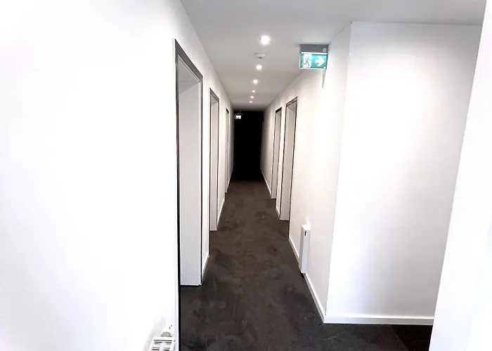 Hotel Free Parking *